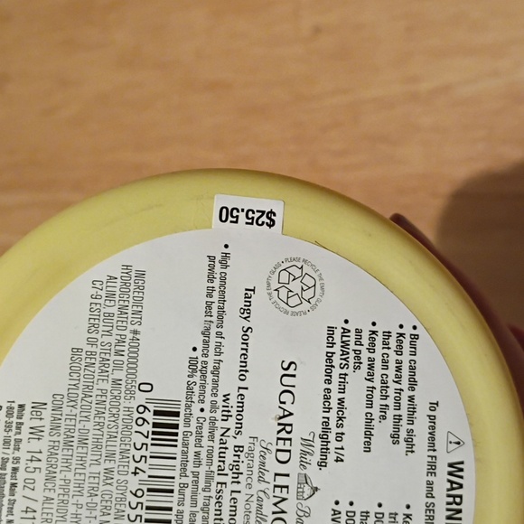 White Barn Candle - Picture 4 of 4